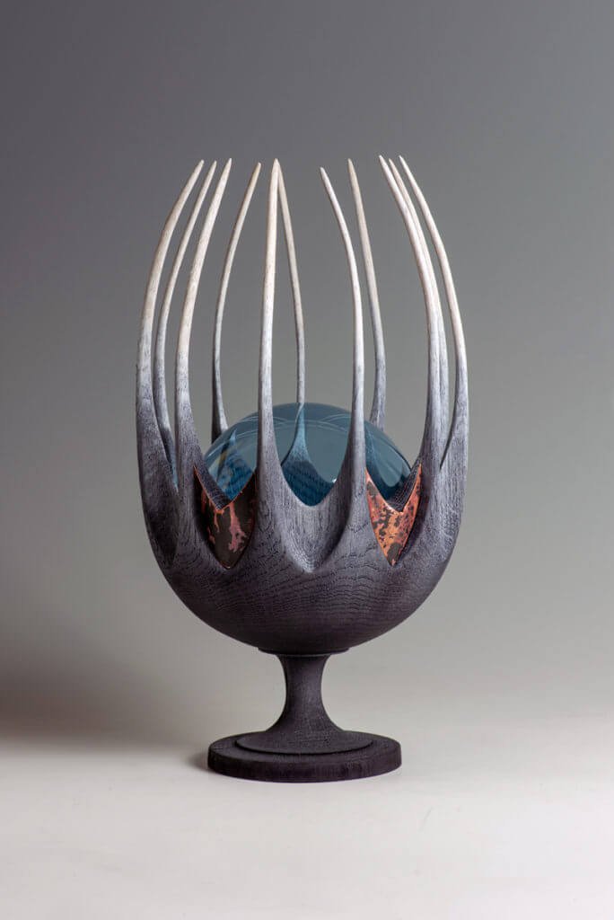 Cocoon - Oeuvre collaborative verre et cuivre, design de Coralie Saramago